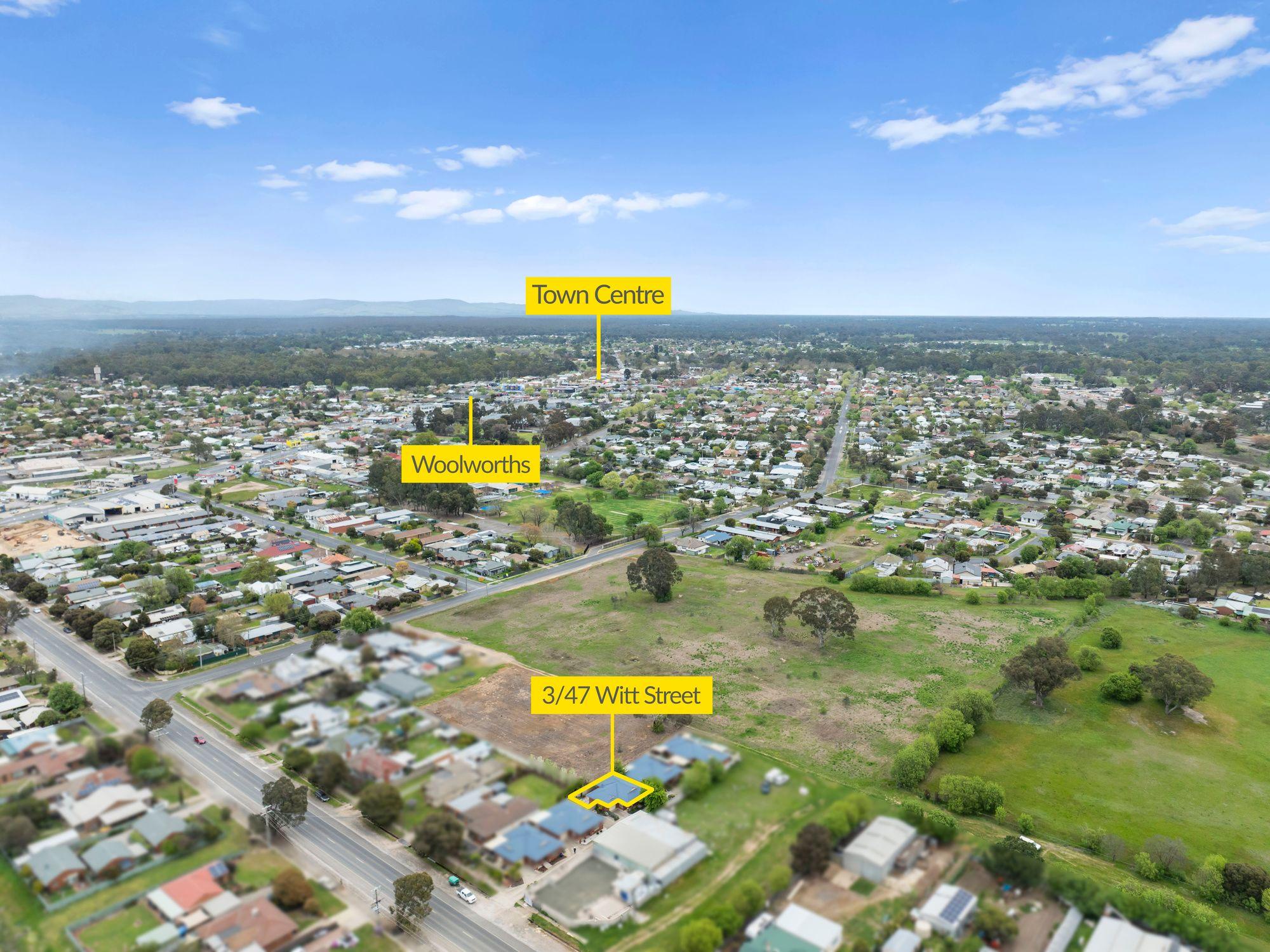 Modern Low Maintenance Townhouse