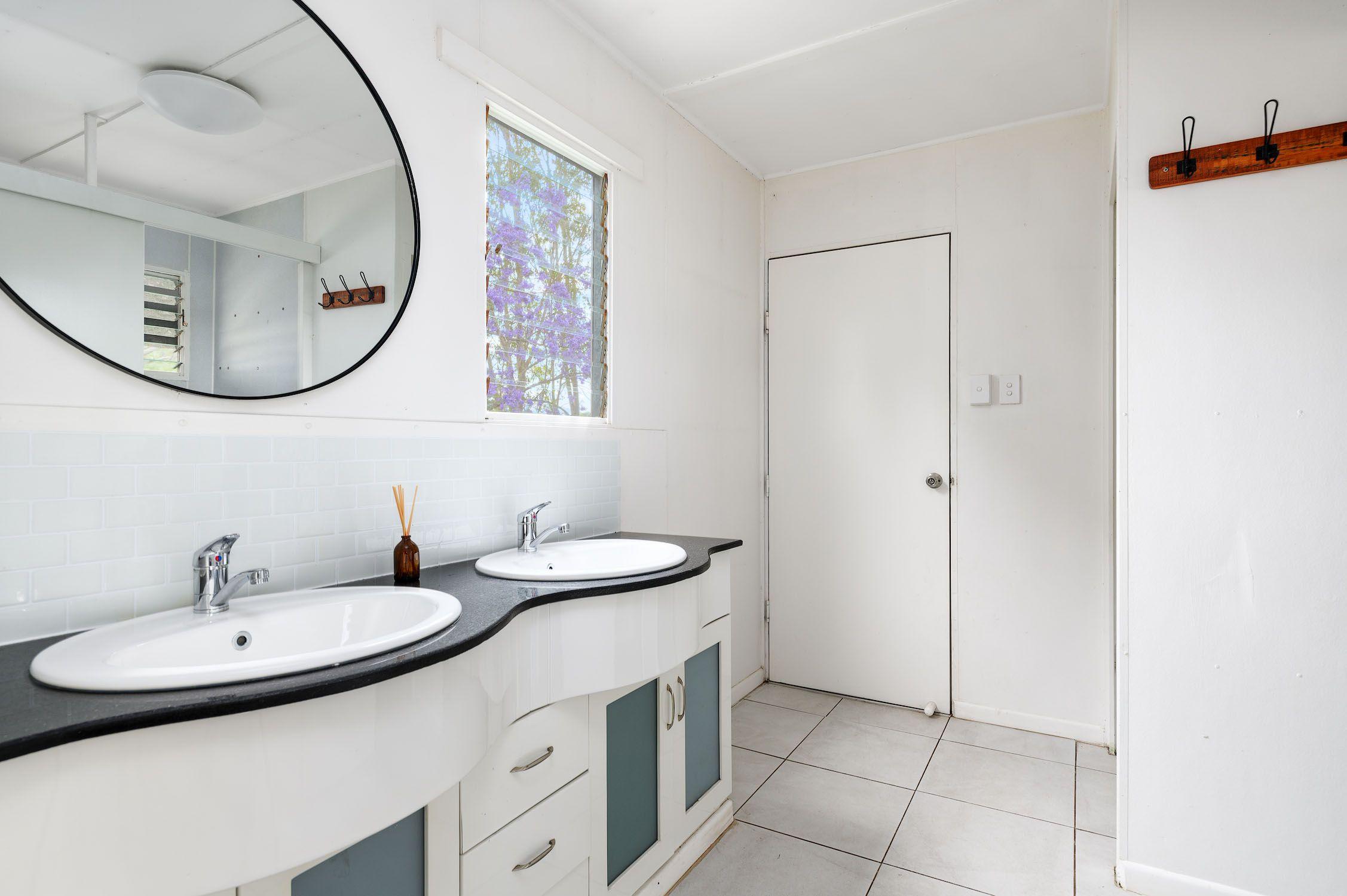 Dual Living in Prime Rural Location