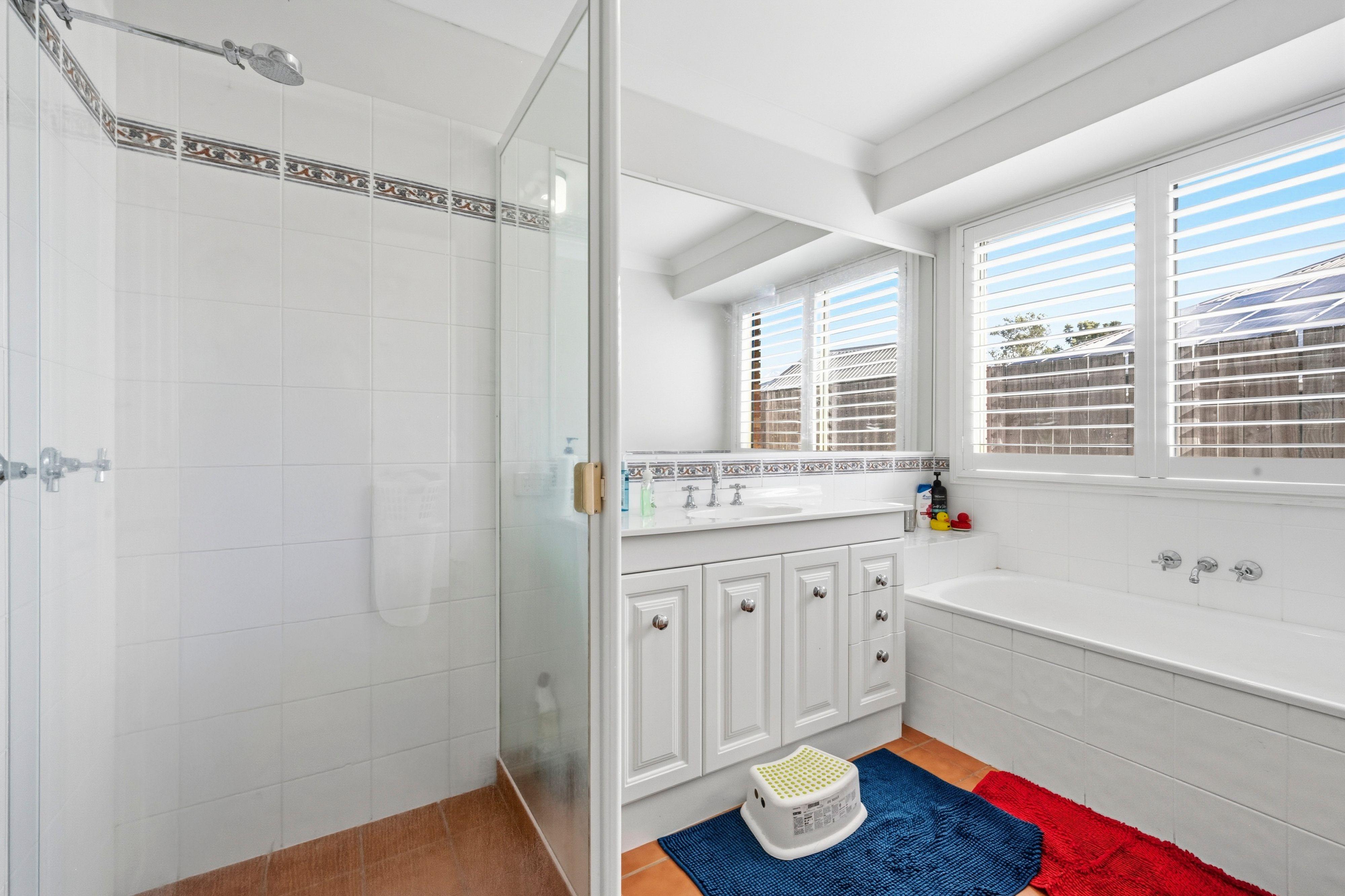 Your Dream Home on the Hill - 8 Meilland Court