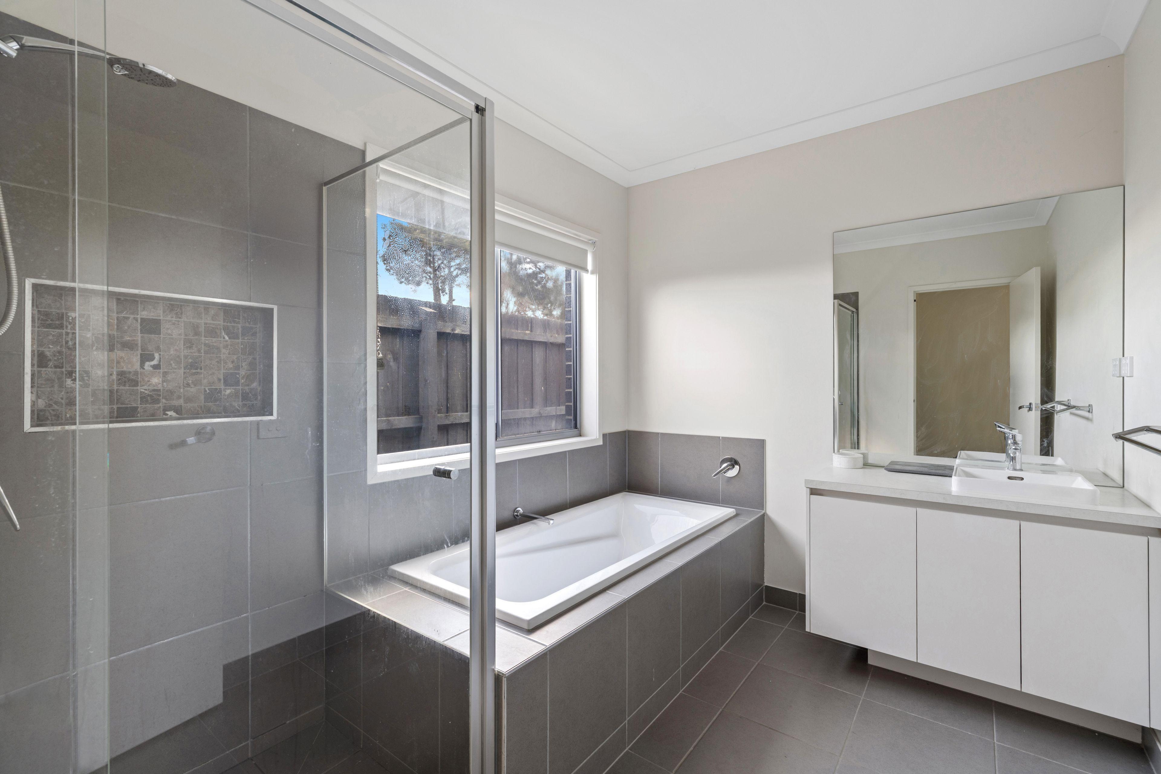 4 Bed 2 Bath Modern Home