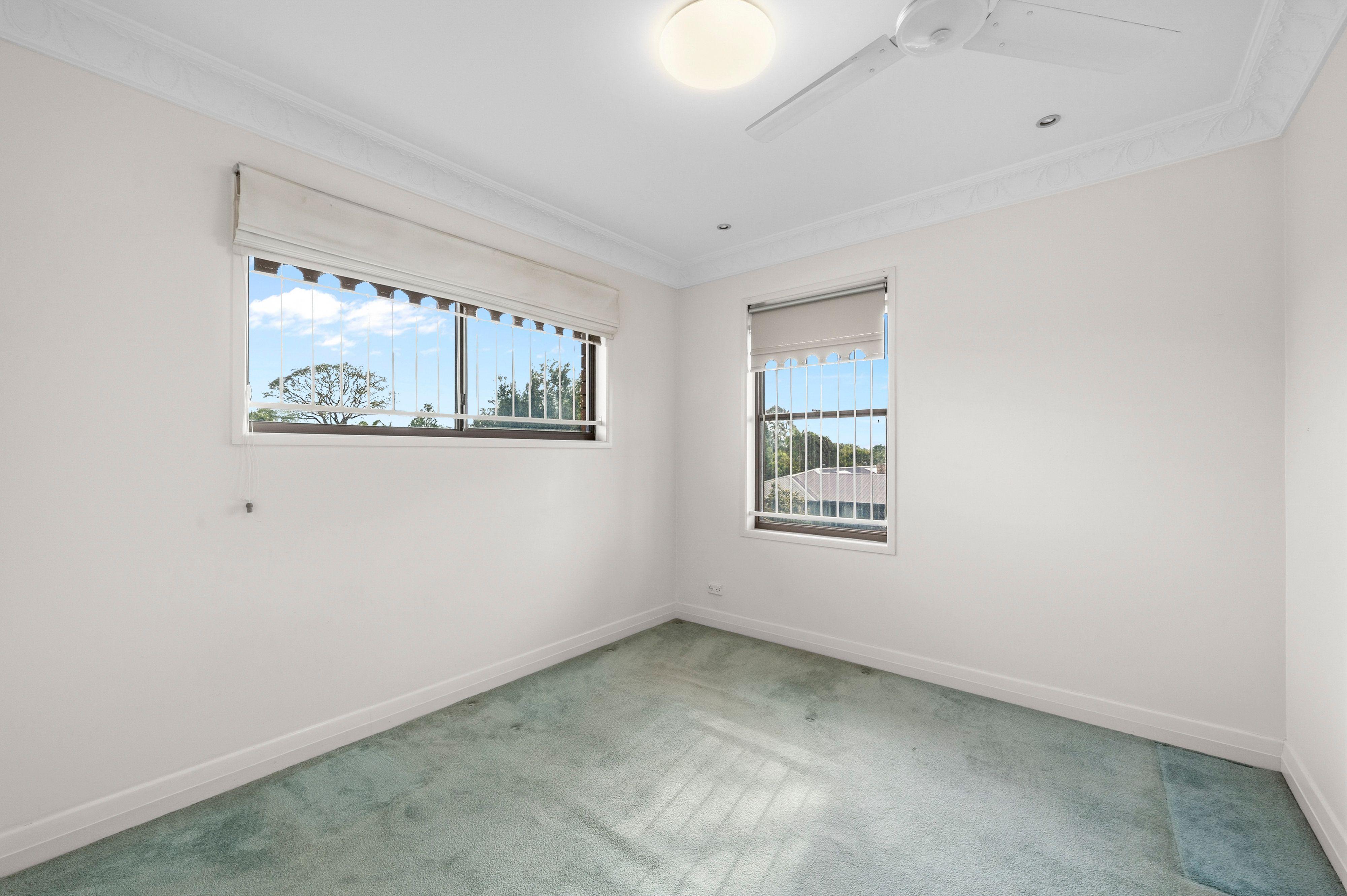 STUNNING 4- BEDROOM 2- BATHROOM HOME IN BRIDGEMAN DOWNS