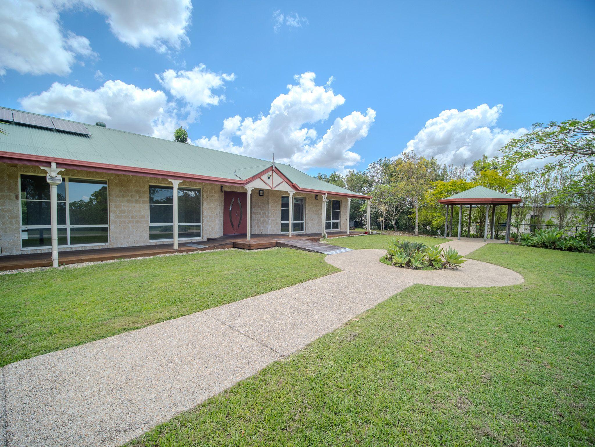 Contemporary charm in Cashmere