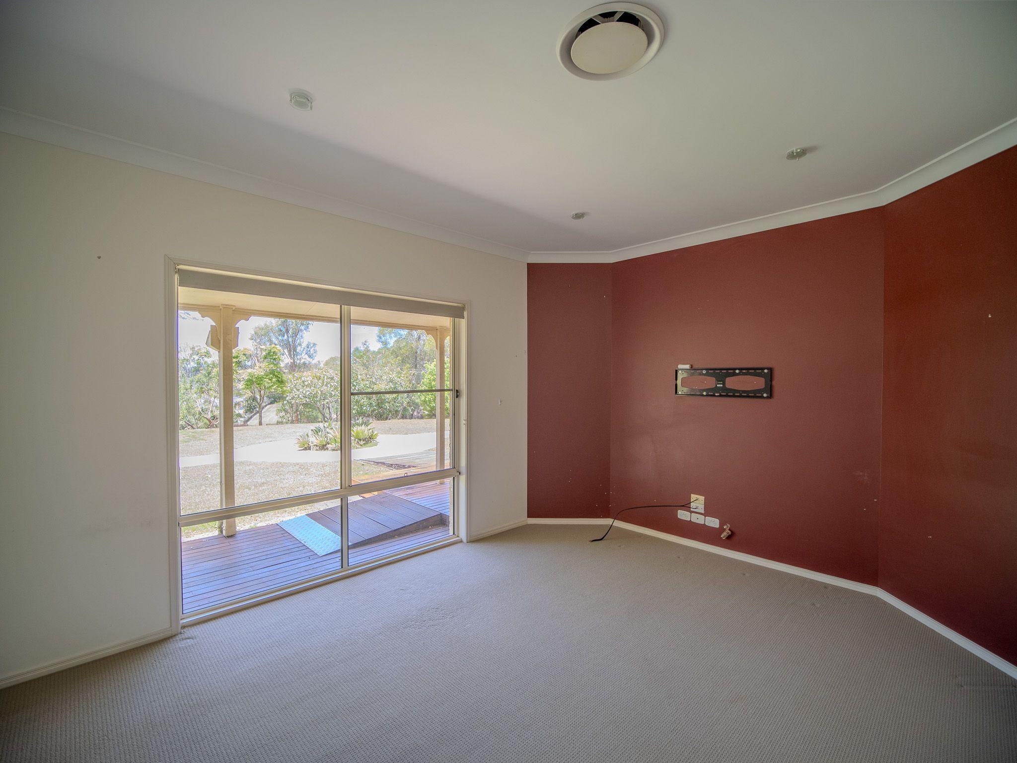 Contemporary charm in Cashmere