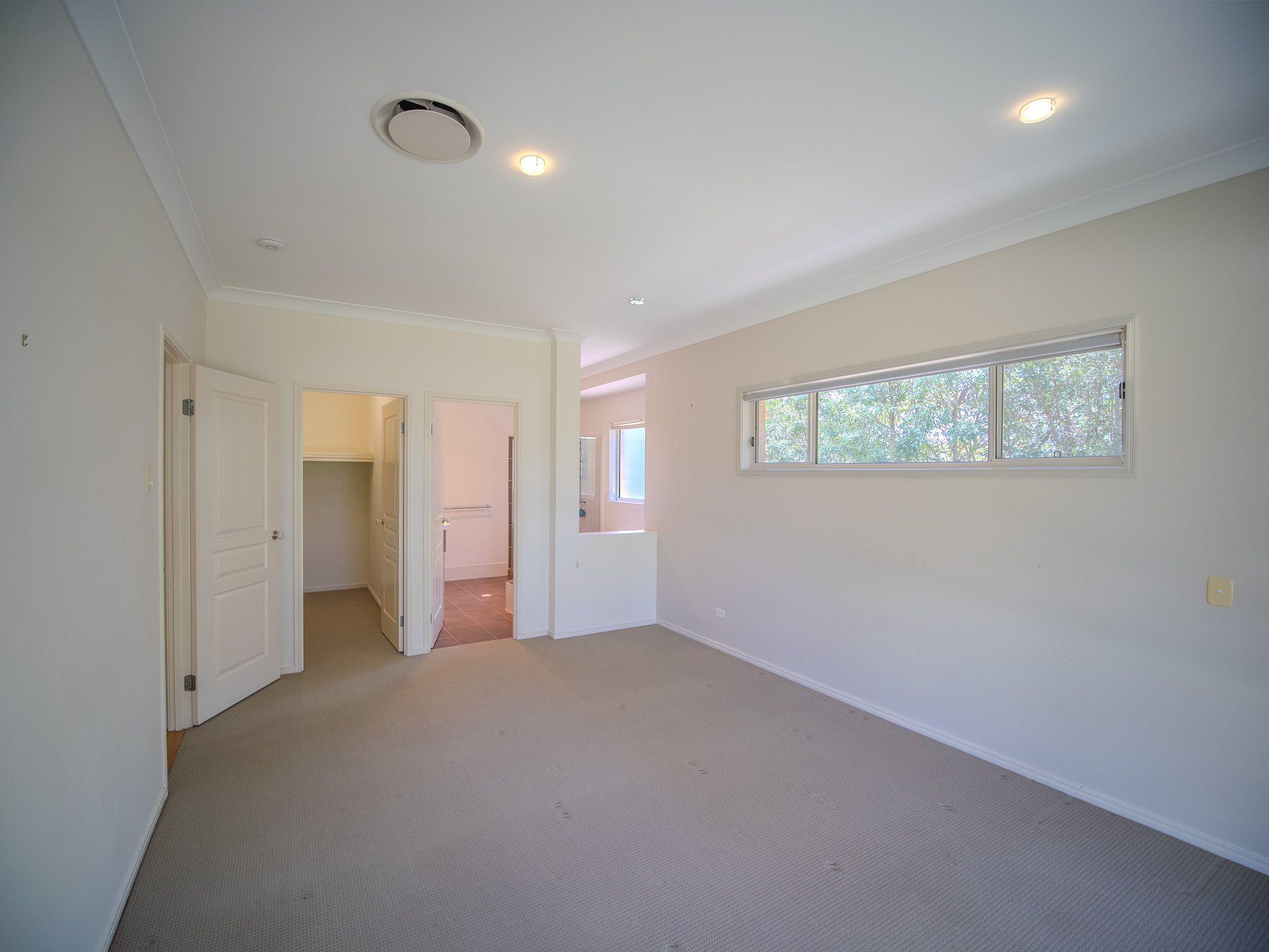 Contemporary charm in Cashmere