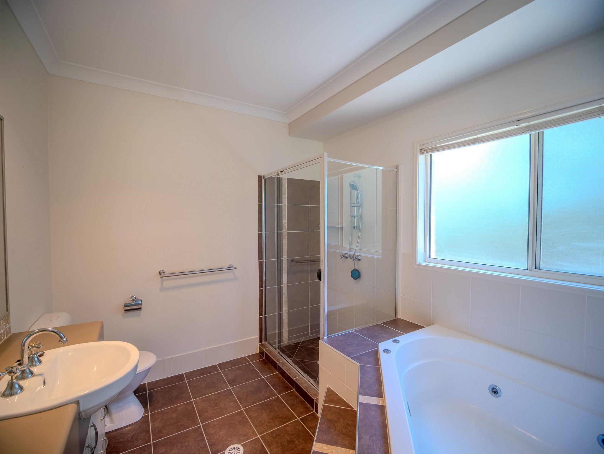 Contemporary charm in Cashmere