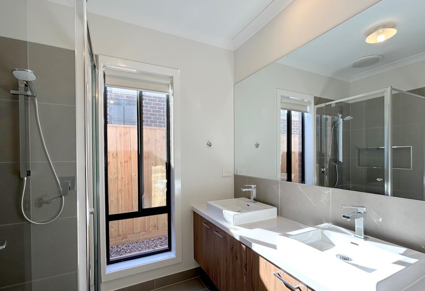 LOVELY SPACIOUS HOME