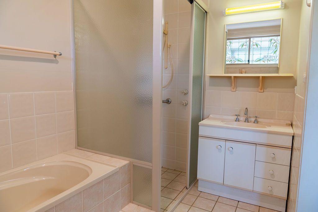 Tranquil Emerald Beach Home