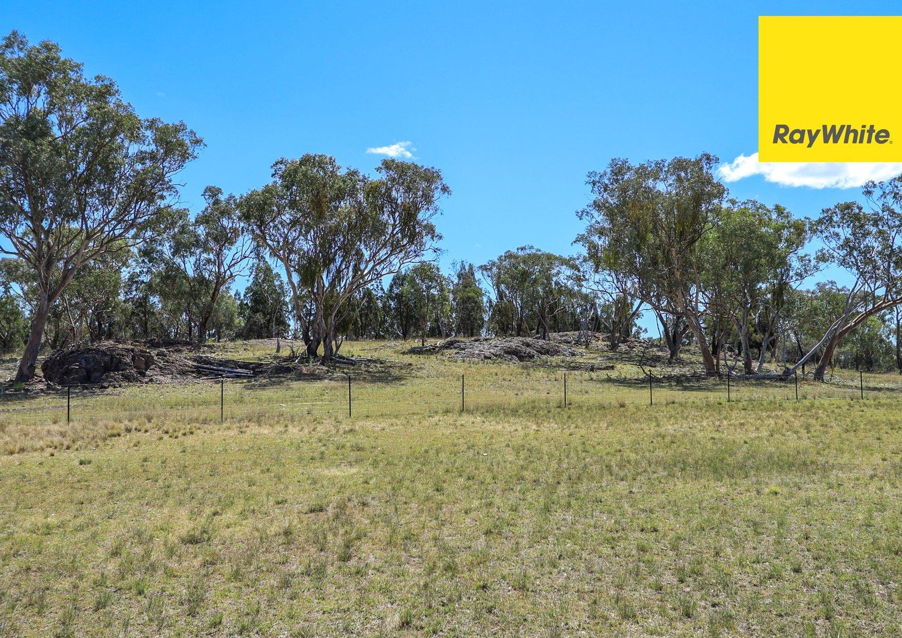 Lifestyle Acreage with Water Views