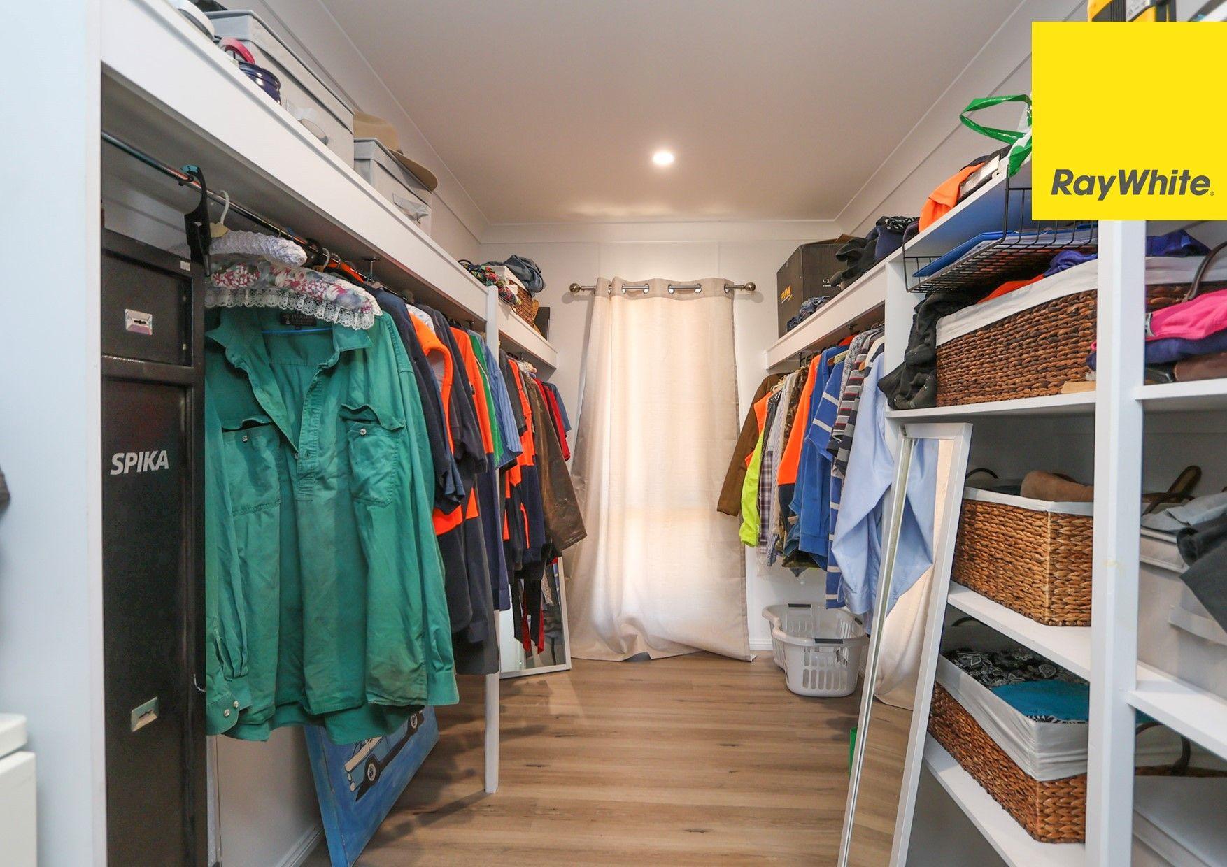 Lifestyle Acreage with Water Views