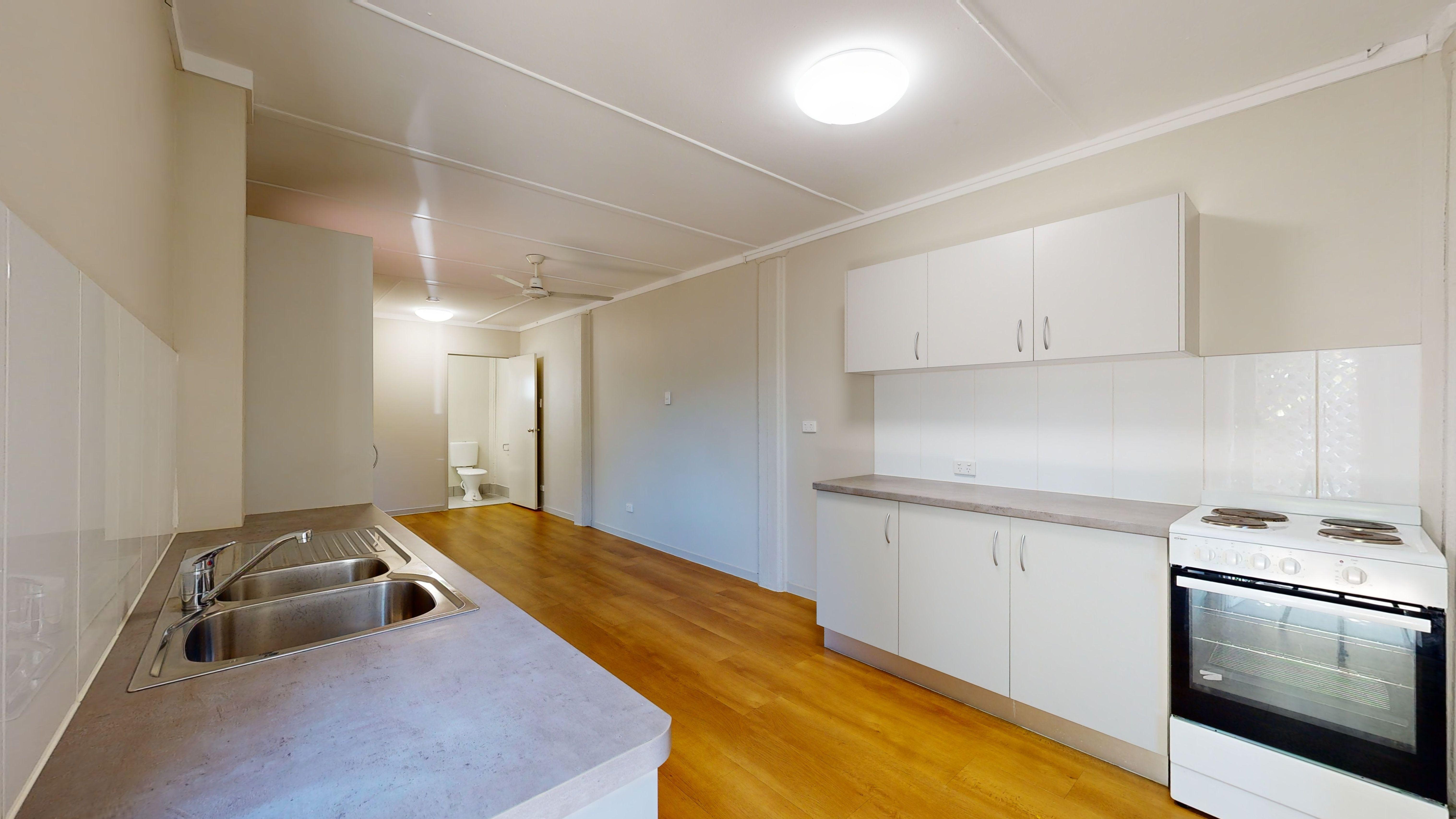 Charming 1-Bed Apartment in Prime Location!