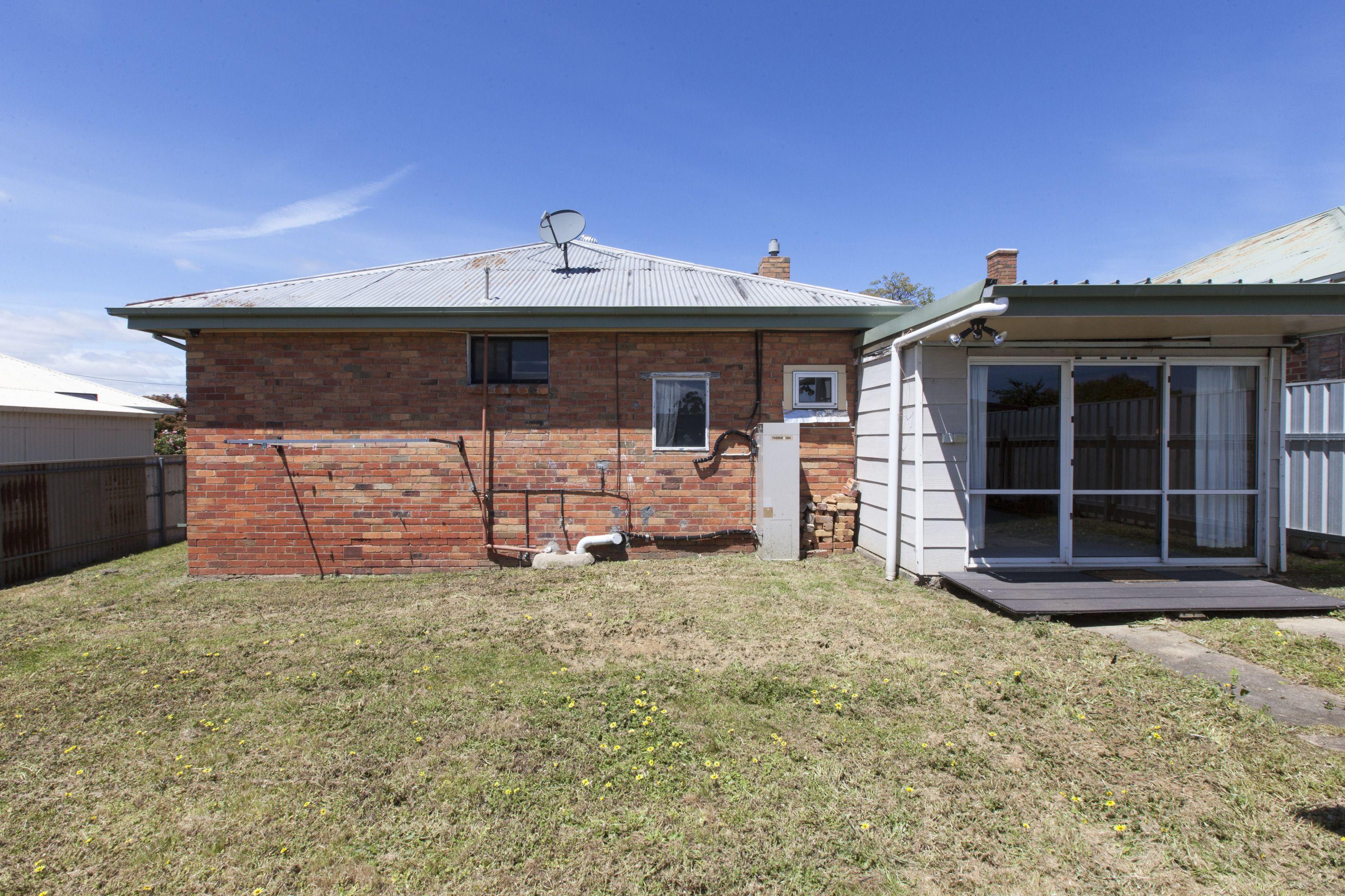 Charming 3-Bedroom Home in Ararat