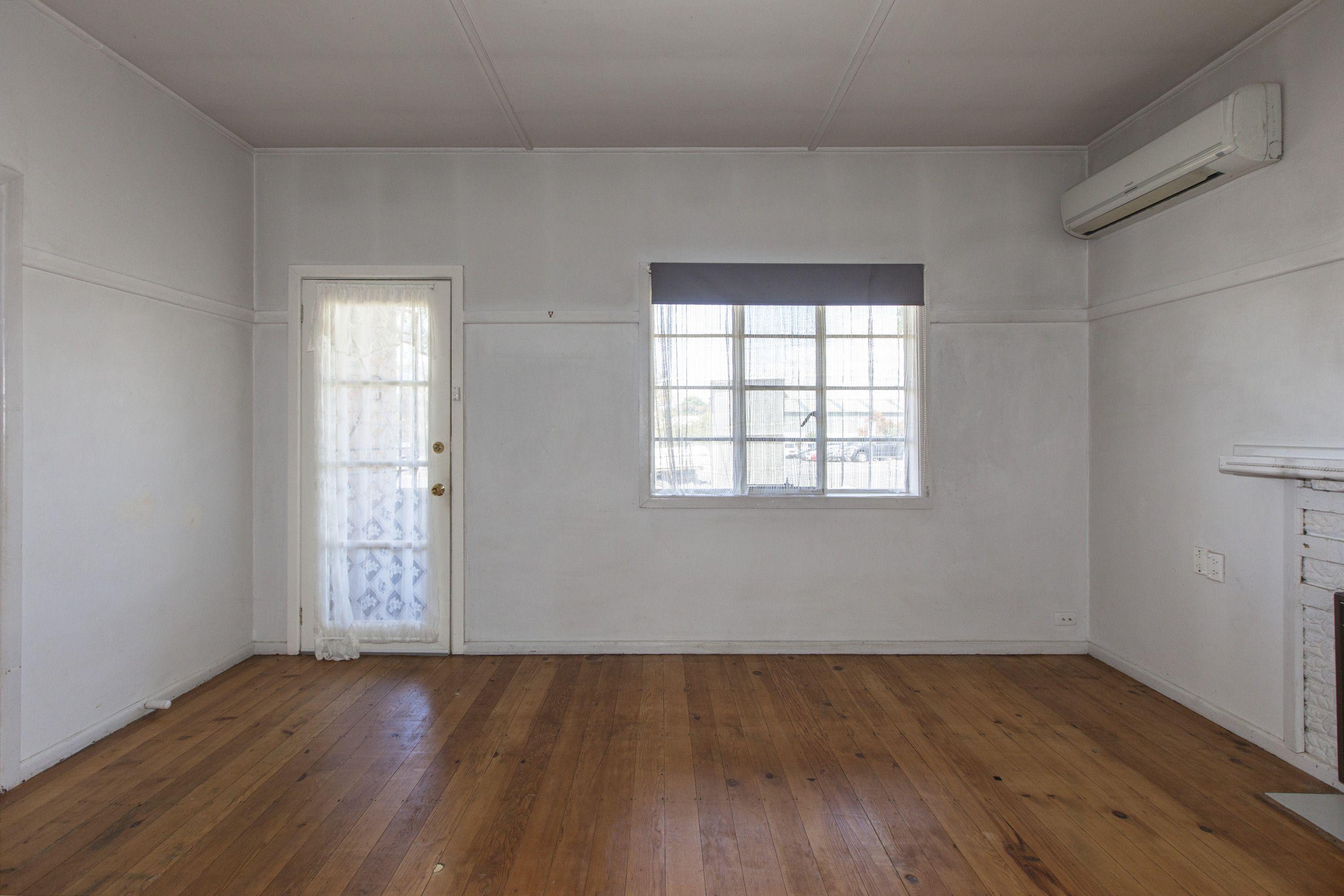 Charming 3-Bedroom Home in Ararat