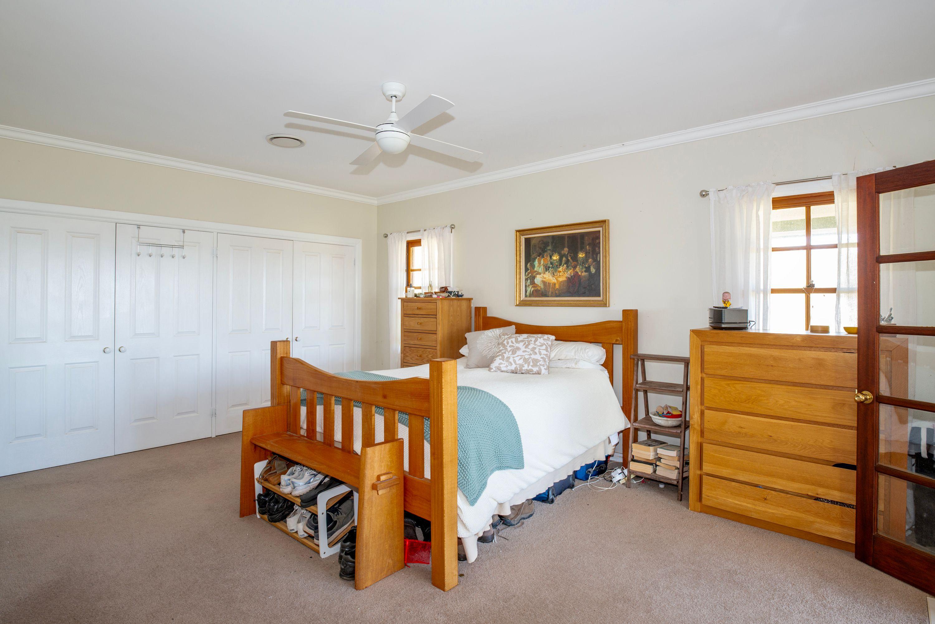 Executive Home on 500 acres Retirees Dream