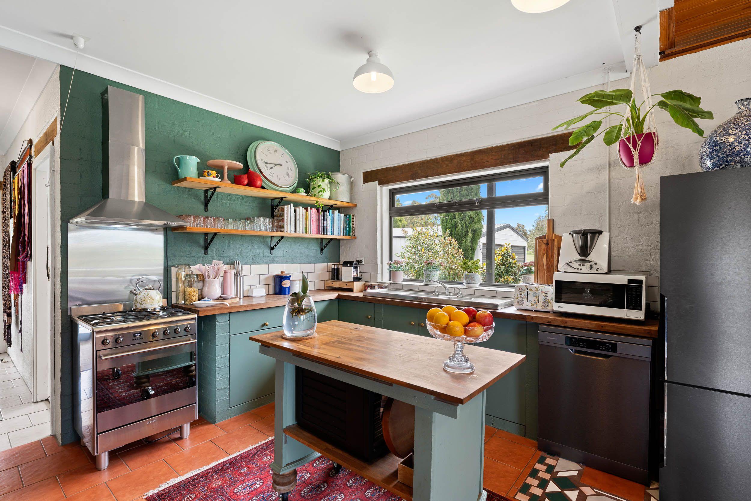 Charley Hill - Your Retreat with Endless Possibility