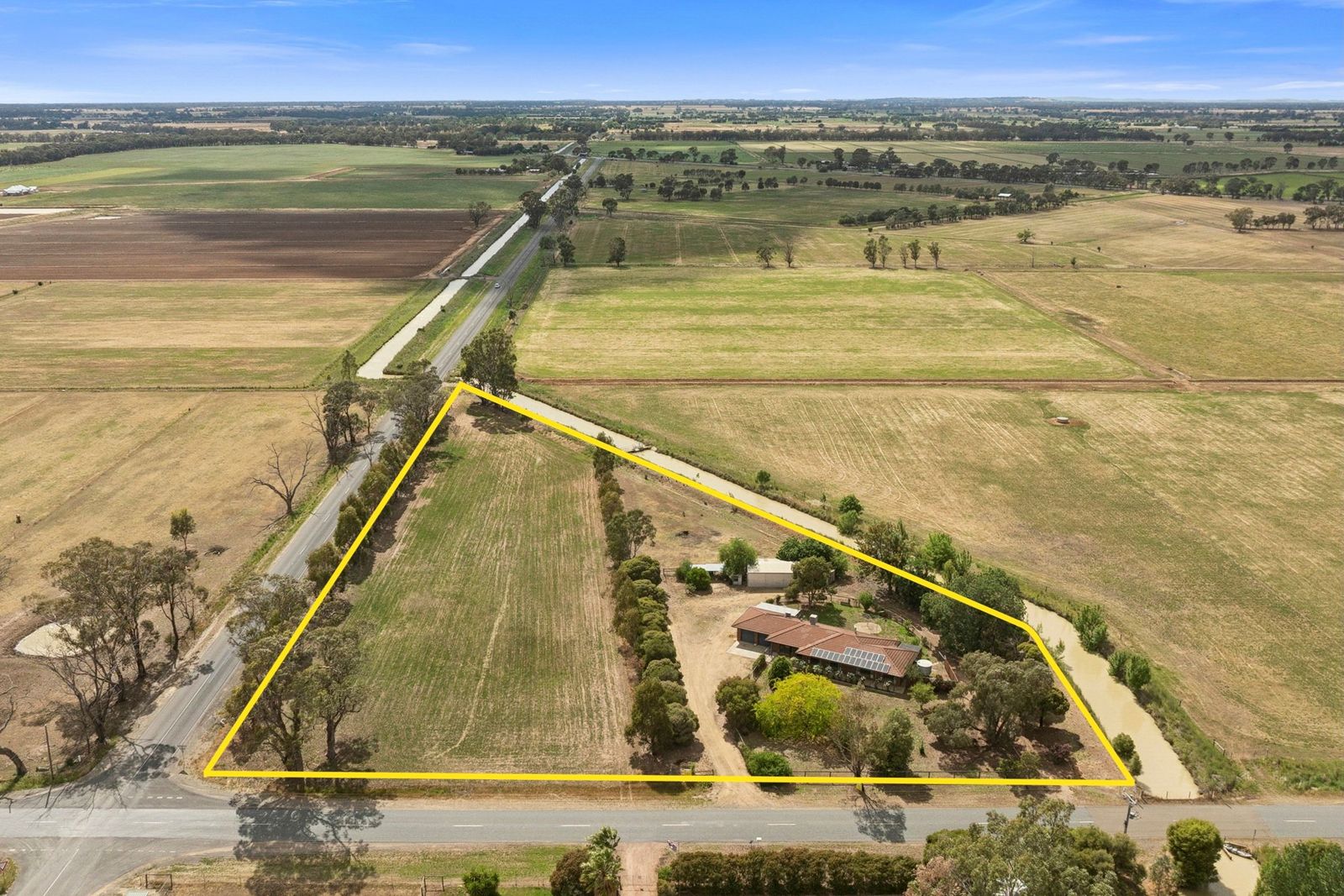 Country Confort on 2.9 Acres