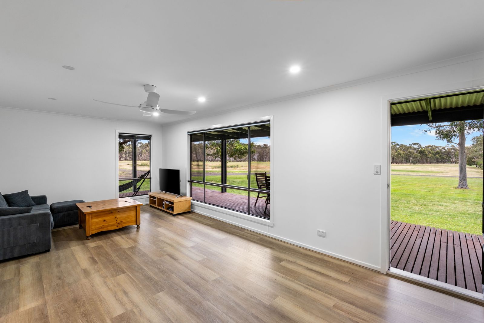 Endless Horizons on a Pristine 40 Acres