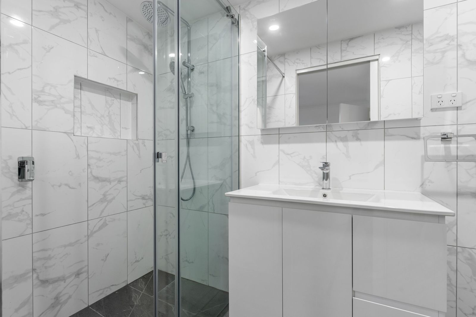 Endless Horizons on a Pristine 40 Acres