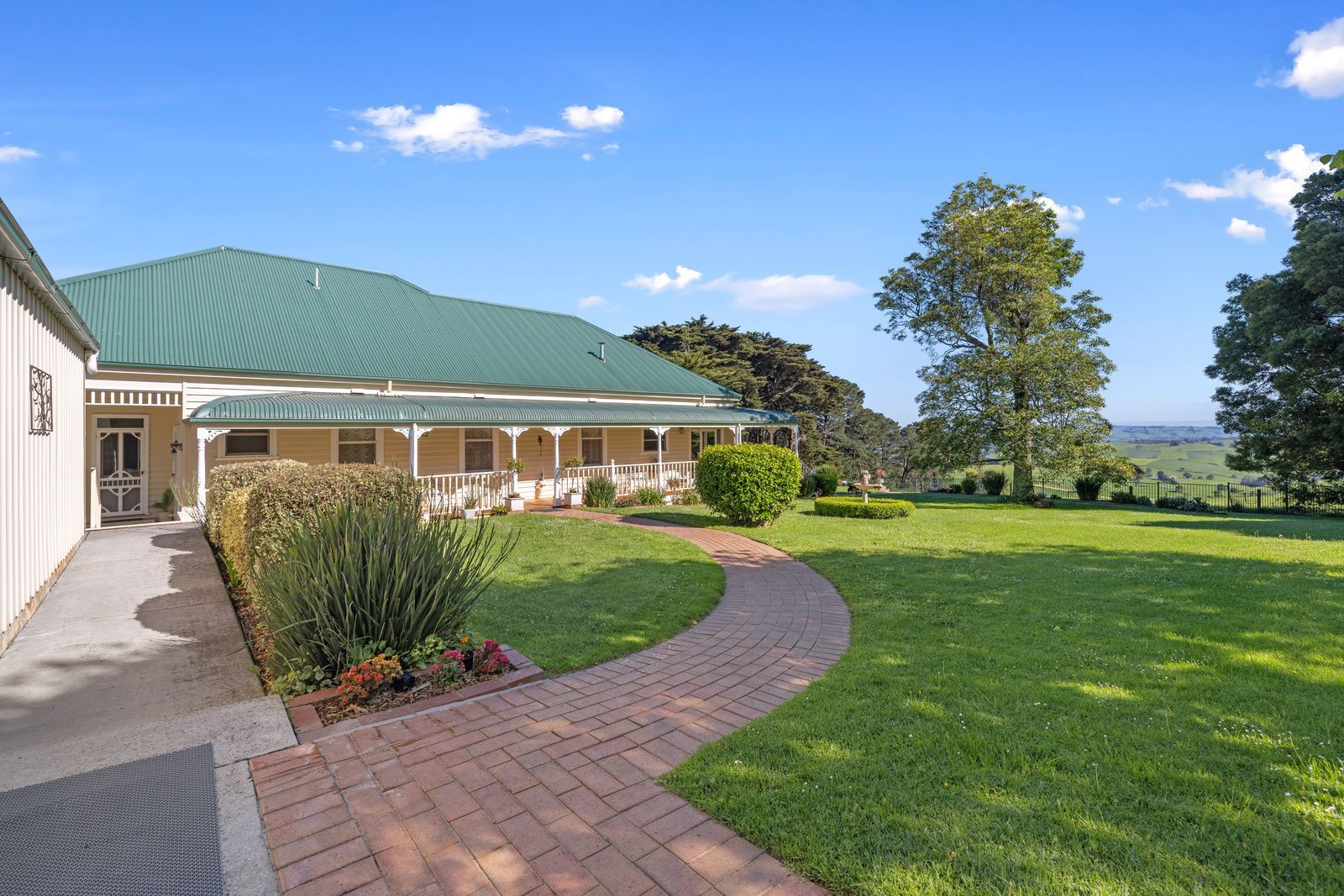 Victorian elegance with stunning outlook Lifestyle | VIC Stony Creek, VIC 3957 | Prop-GPT the AI-Powered Property Portal