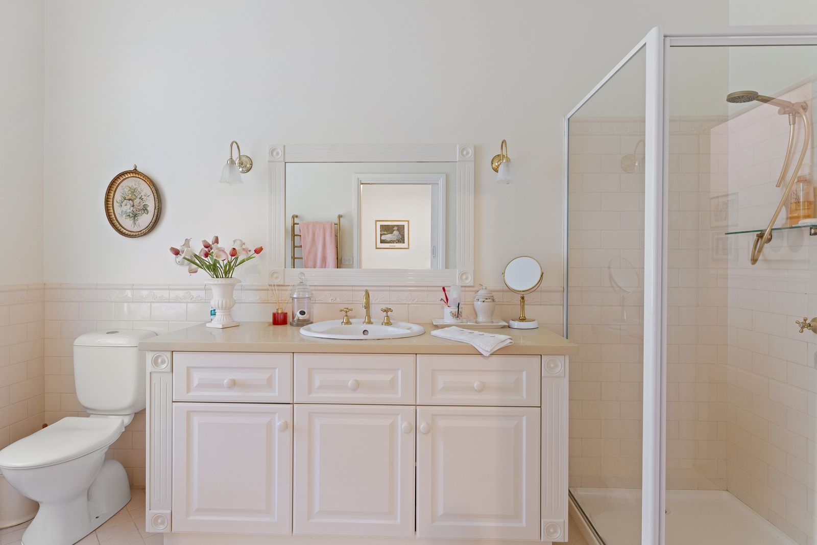 Victorian elegance with stunning outlook