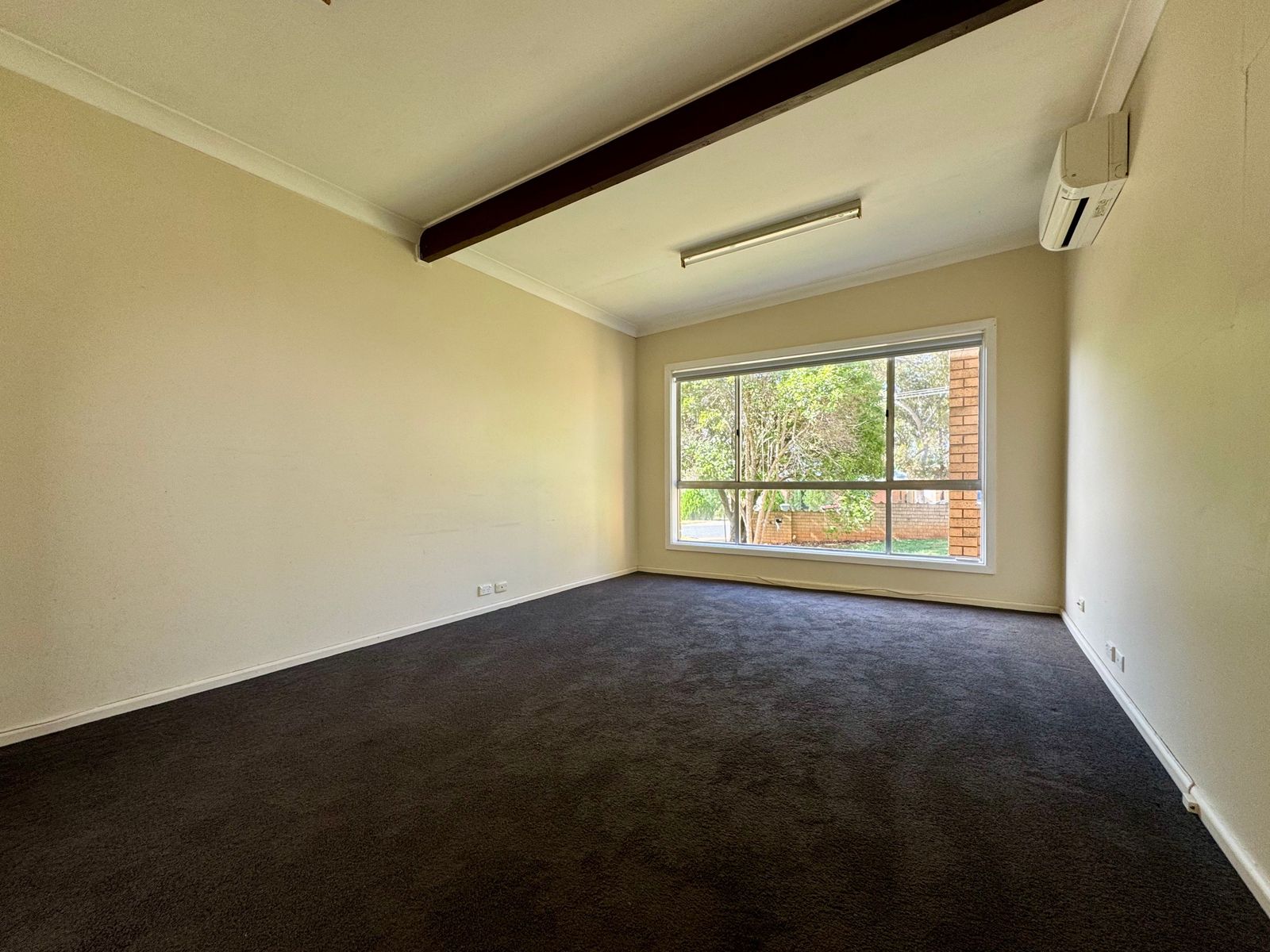 Conveniently Located, Low Maintenance Living