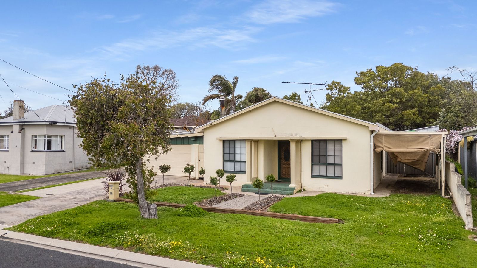 A Warm, Welcoming Home with Great Entertaining Spaces House | SA Mount Gambier, SA 5290 | Prop-GPT the AI-Powered Property Portal