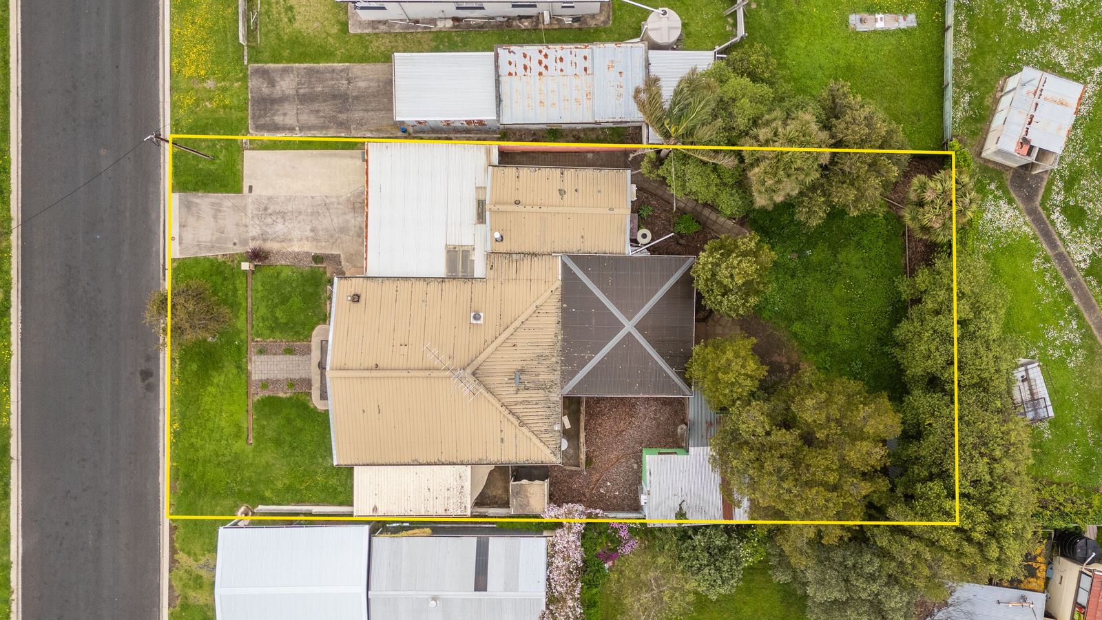 A Warm, Welcoming Home with Great Entertaining Spaces