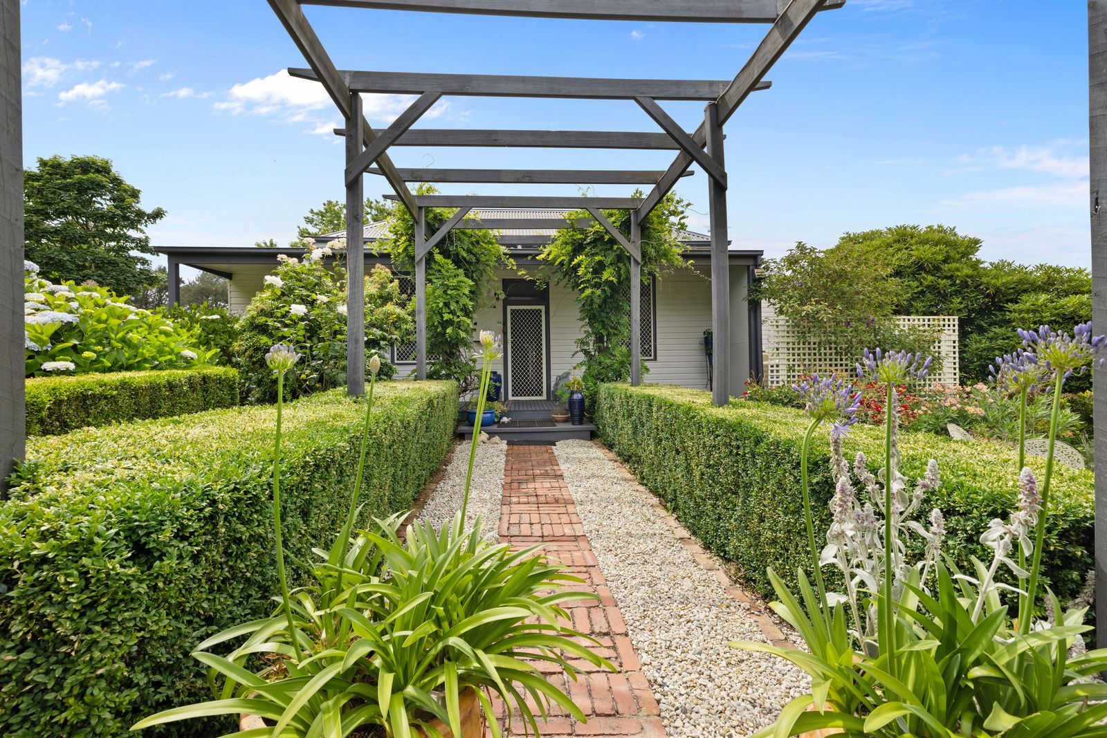 A breathtaking country retreat