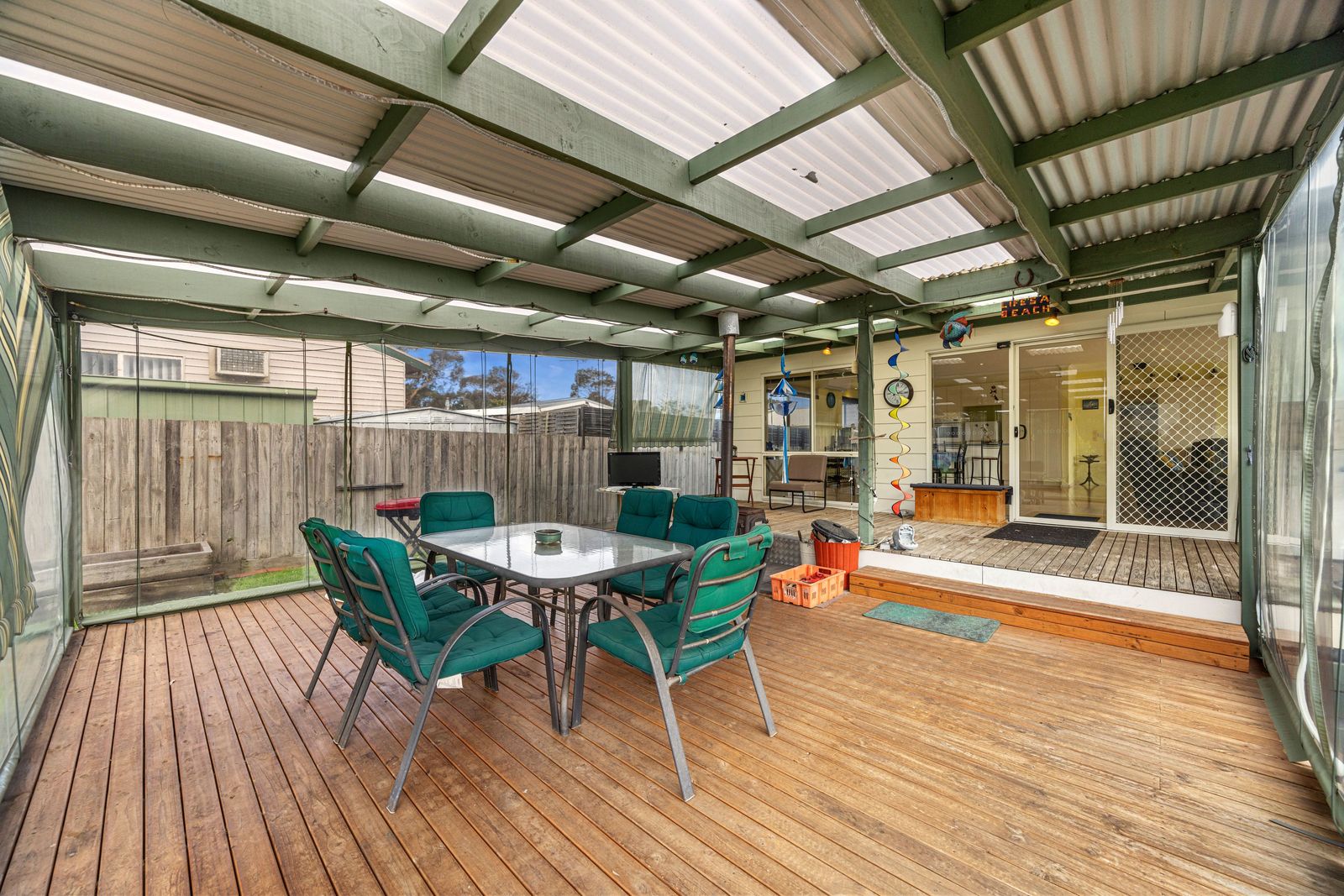 Three Bedroom, Two Bathroom Unfurnished!