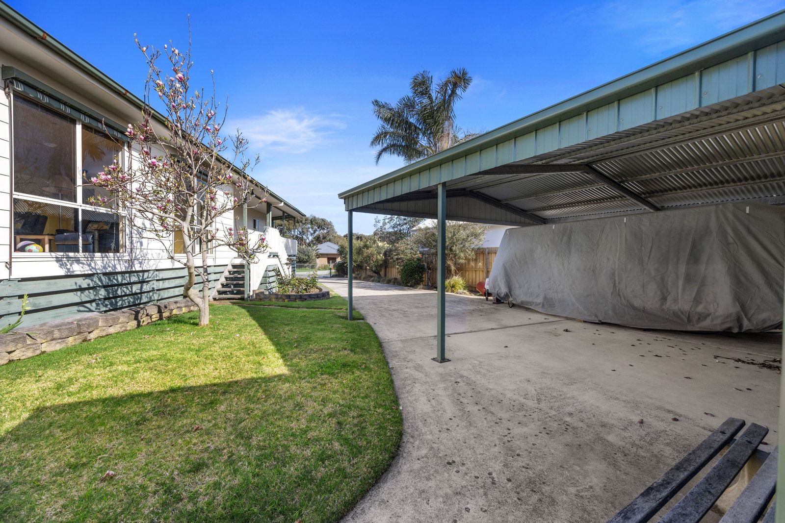 Three Bedroom, Two Bathroom Unfurnished!