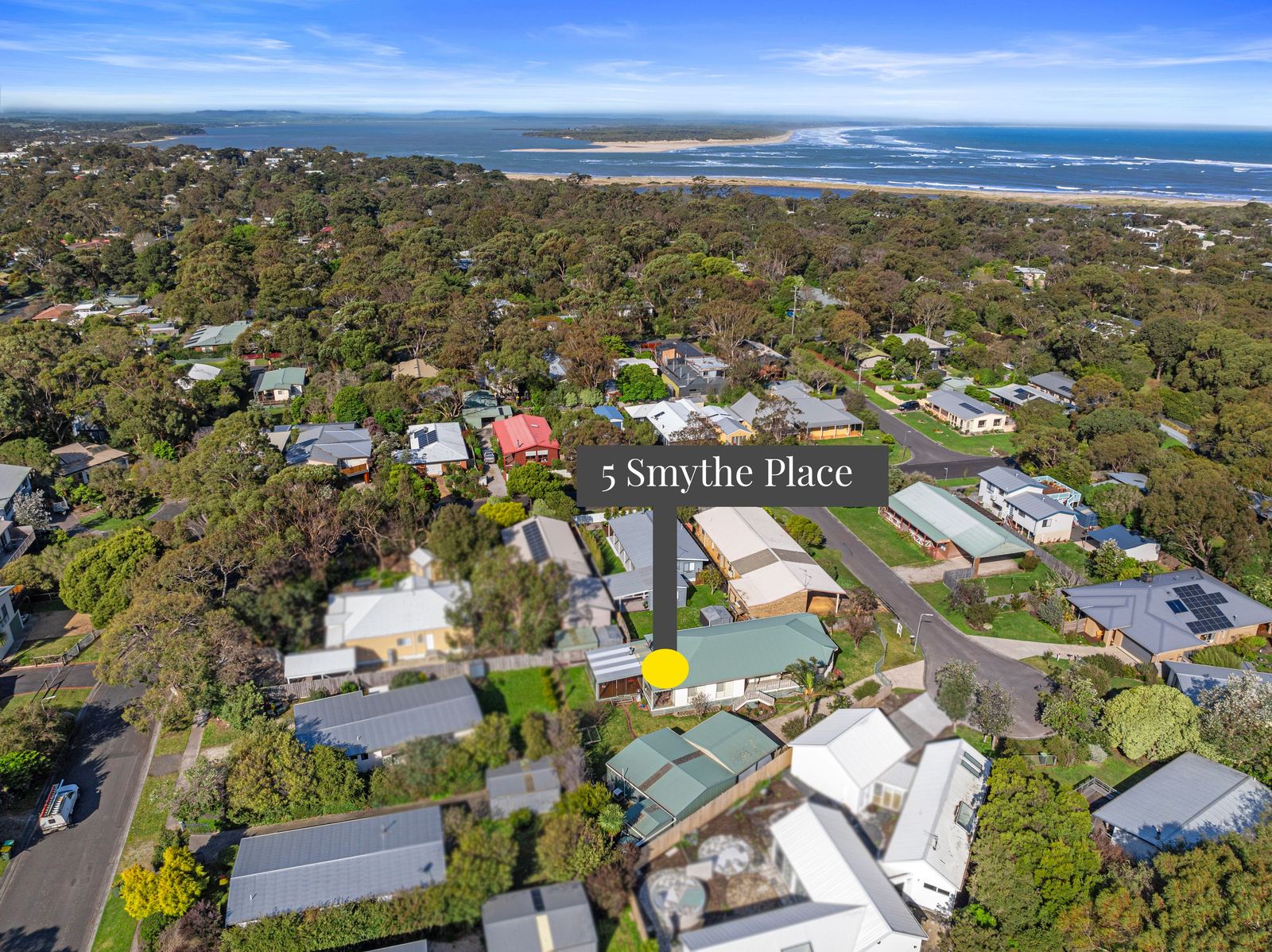 Three Bedroom, Two Bathroom Unfurnished!