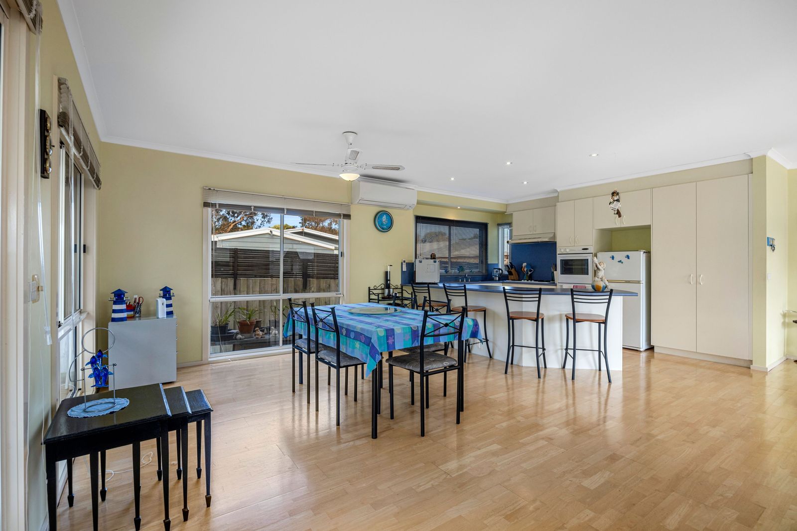 Three Bedroom, Two Bathroom Unfurnished!