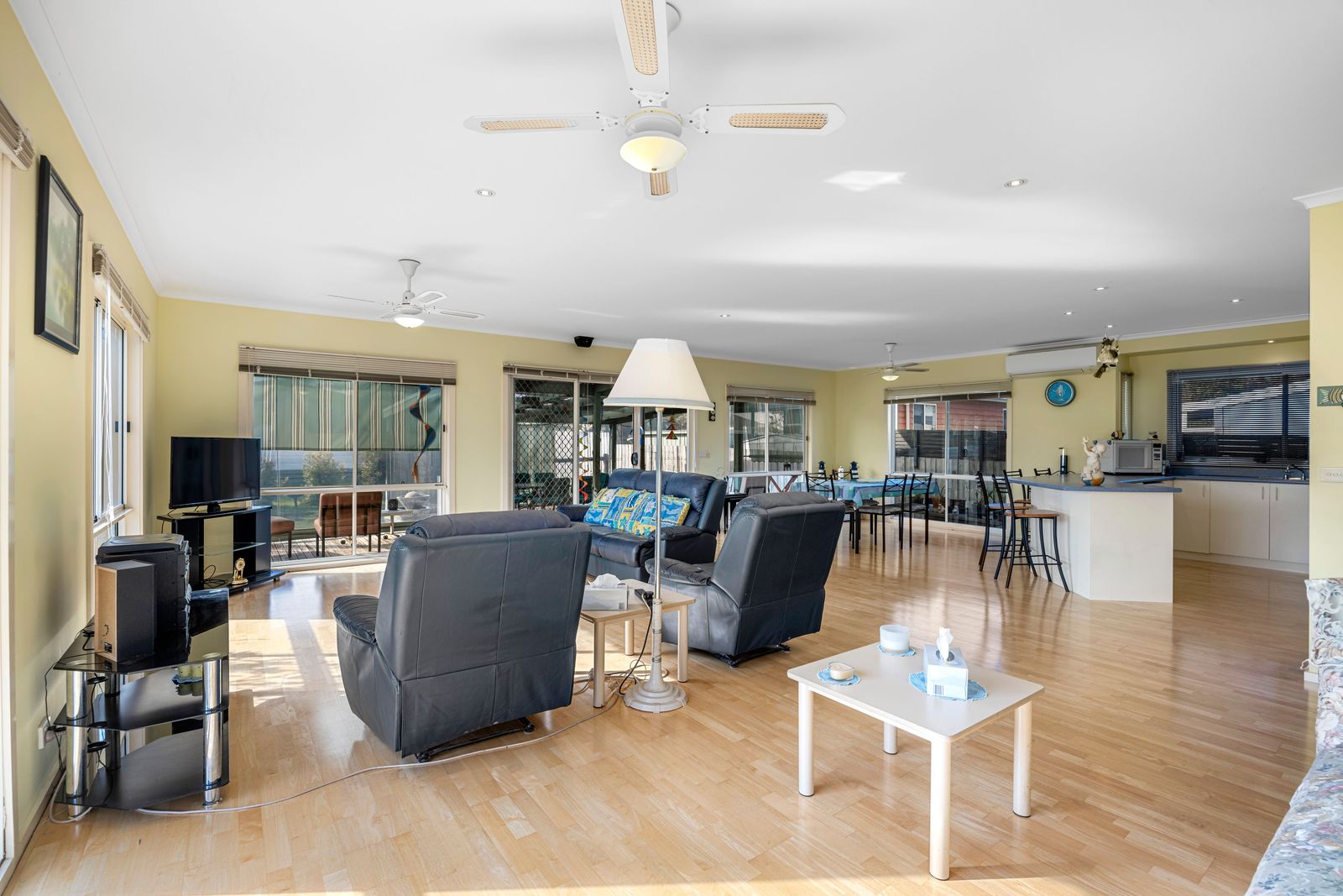 Three Bedroom, Two Bathroom Unfurnished!