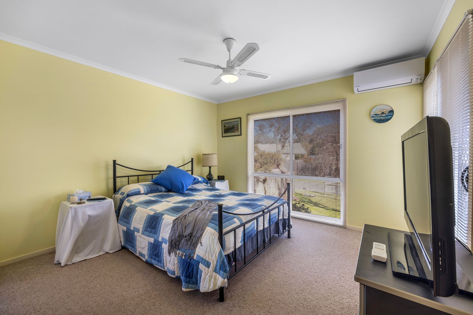 Three Bedroom, Two Bathroom Unfurnished!