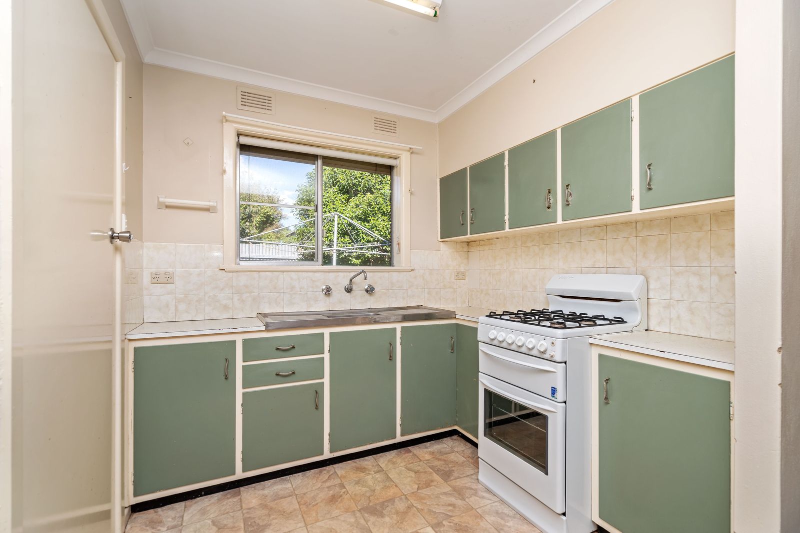 SOUGHT AFTER COMPLEX!