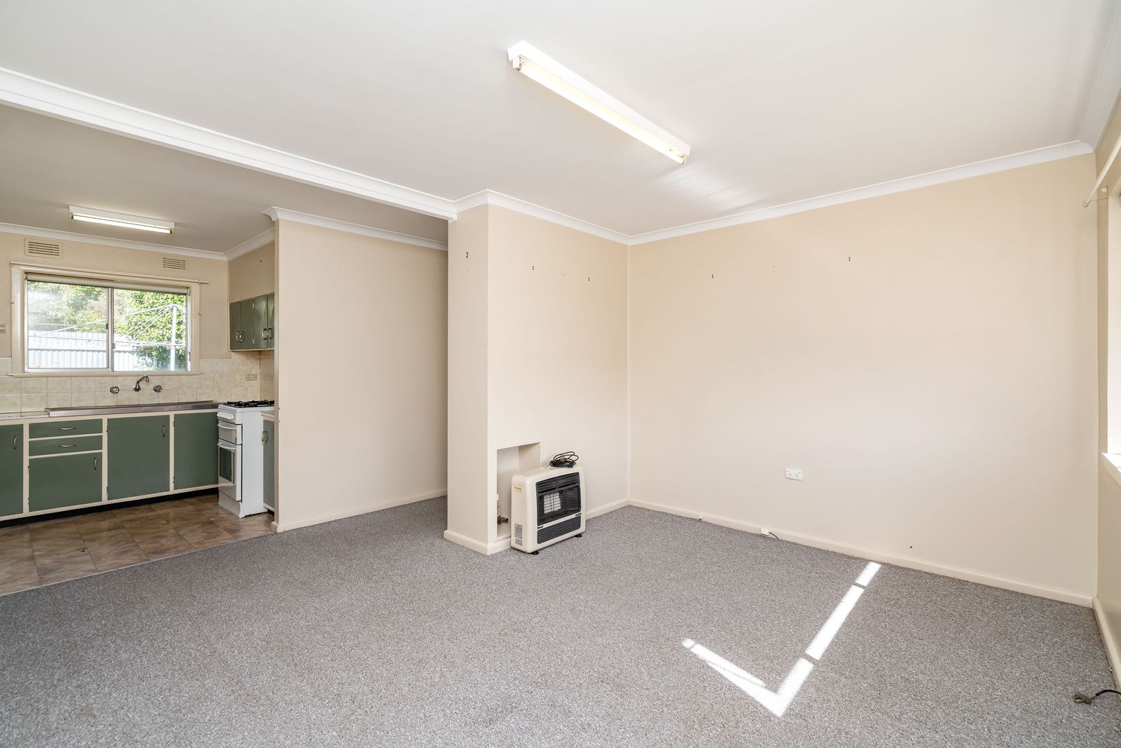 SOUGHT AFTER COMPLEX!