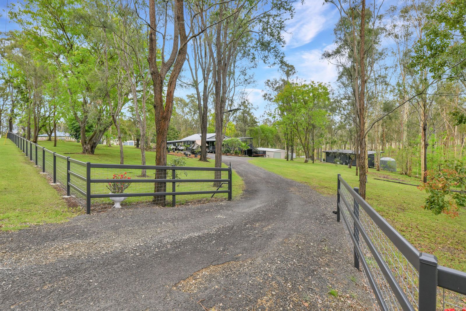 Escape to a Peaceful Acerage Retreat!