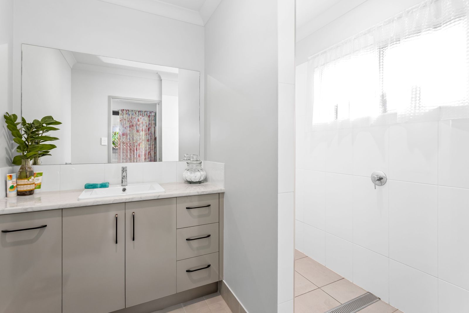 10 Acres* of Country Charm & Privacy in a Convenient Location