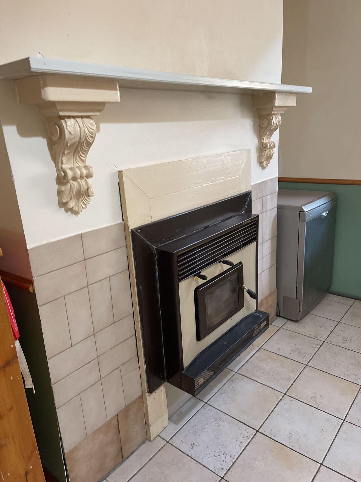 3-Bedroom Home in Wallaroo with Garage