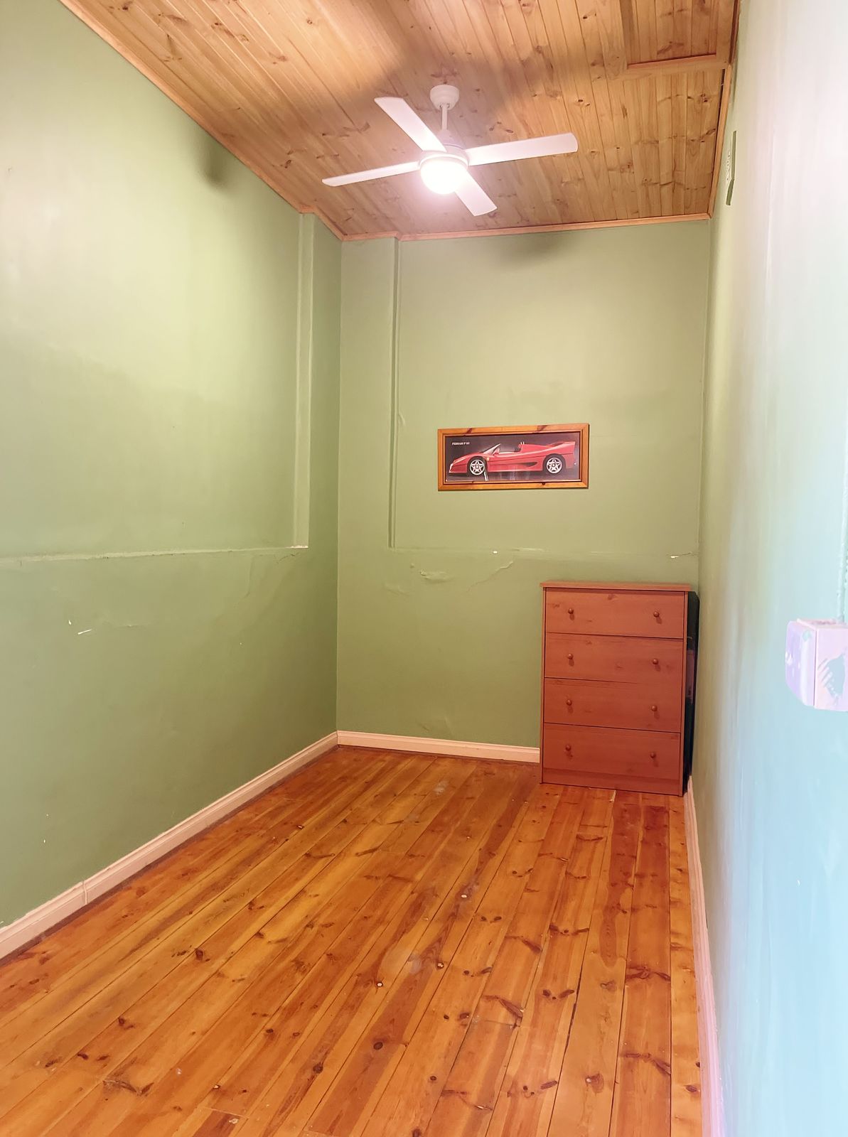 3-Bedroom Home in Wallaroo with Garage