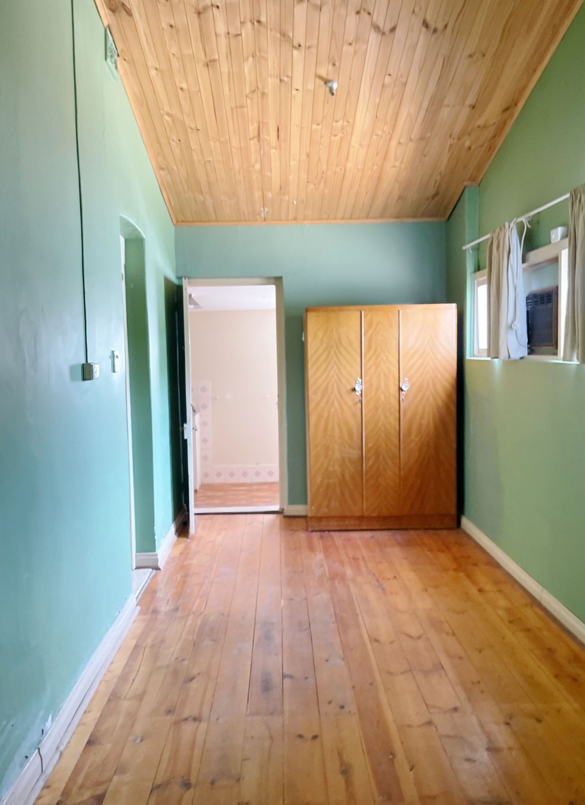 3-Bedroom Home in Wallaroo with Garage