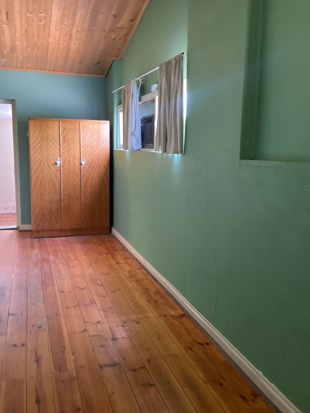 3-Bedroom Home in Wallaroo with Garage