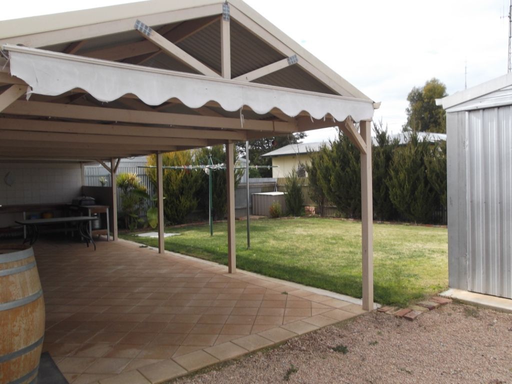 3-Bedroom Home in Wallaroo with Garage