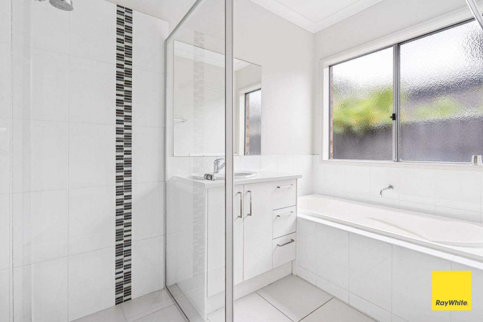 Modern Home in the Heart of Marong