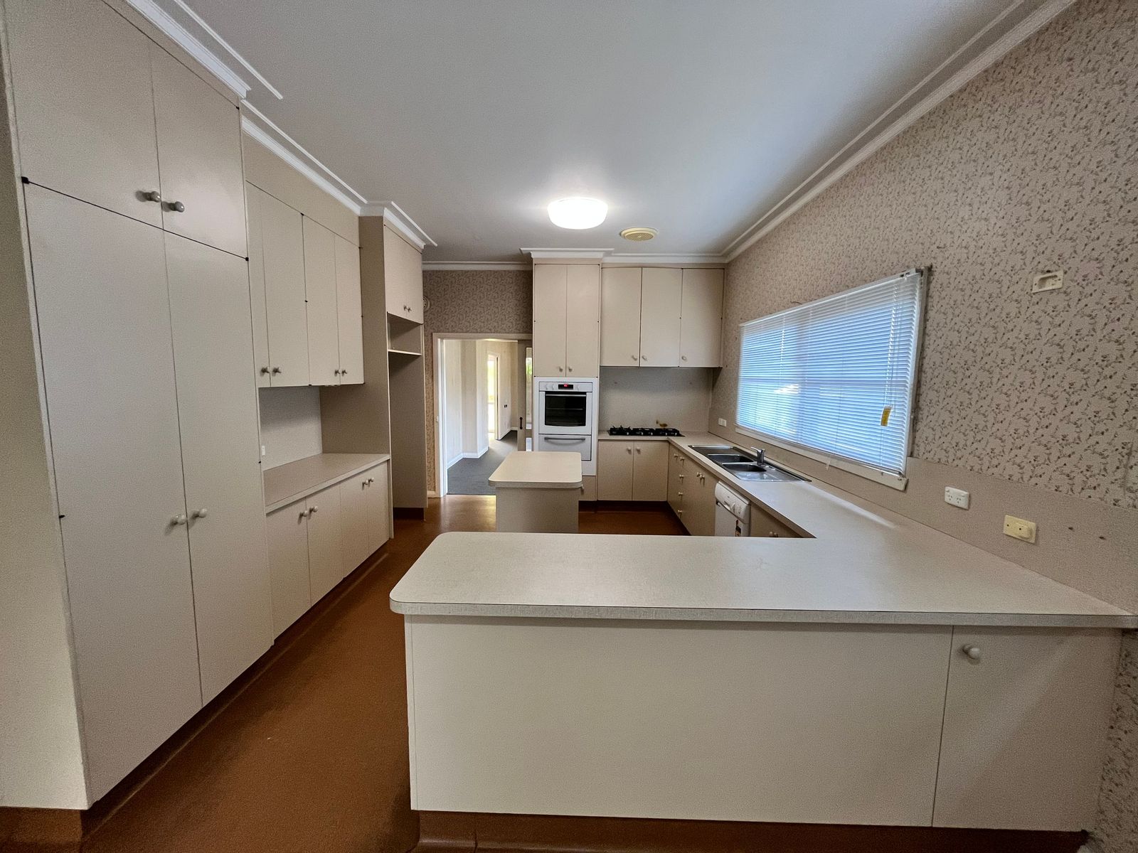 Stylish 3-Bedroom Home in Central Albury