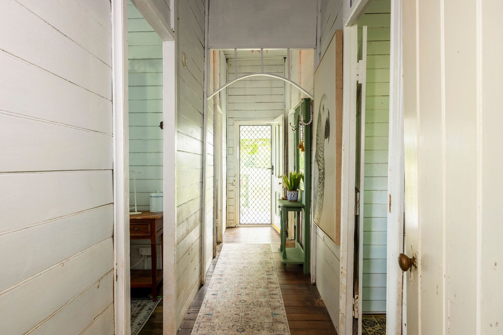 Home, Lifestyle and Acreage - This Has it All!