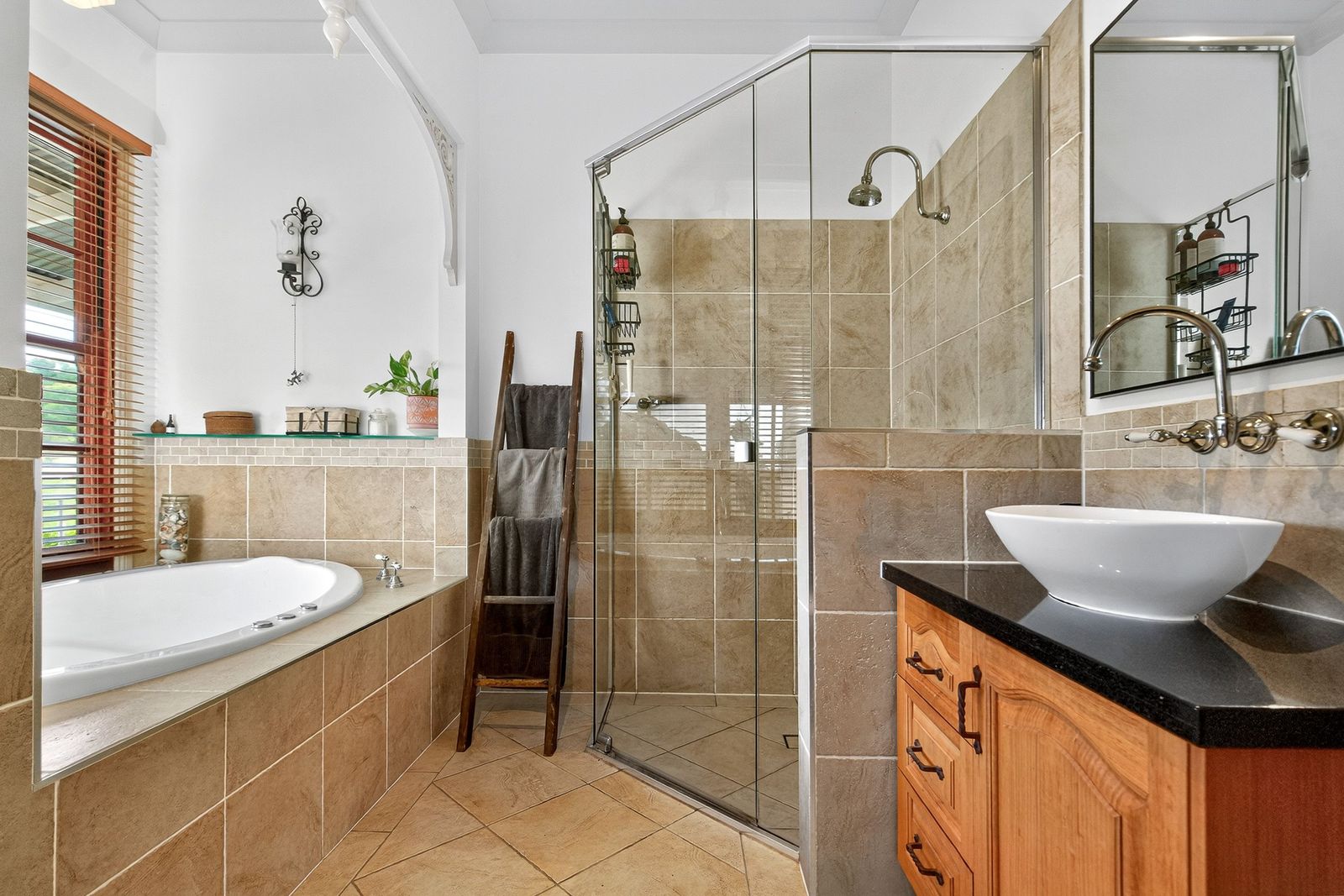 A Hand-Crafted Masterpiece on 6.42 Acres - The Pinnacle of Rural Luxury in Pine Mountain