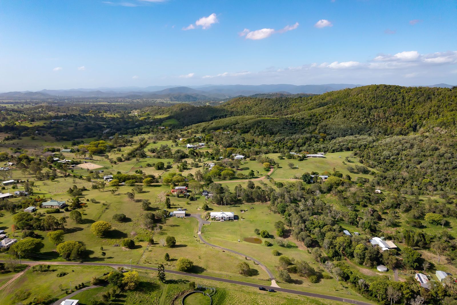 A Hand-Crafted Masterpiece on 6.42 Acres - The Pinnacle of Rural Luxury in Pine Mountain