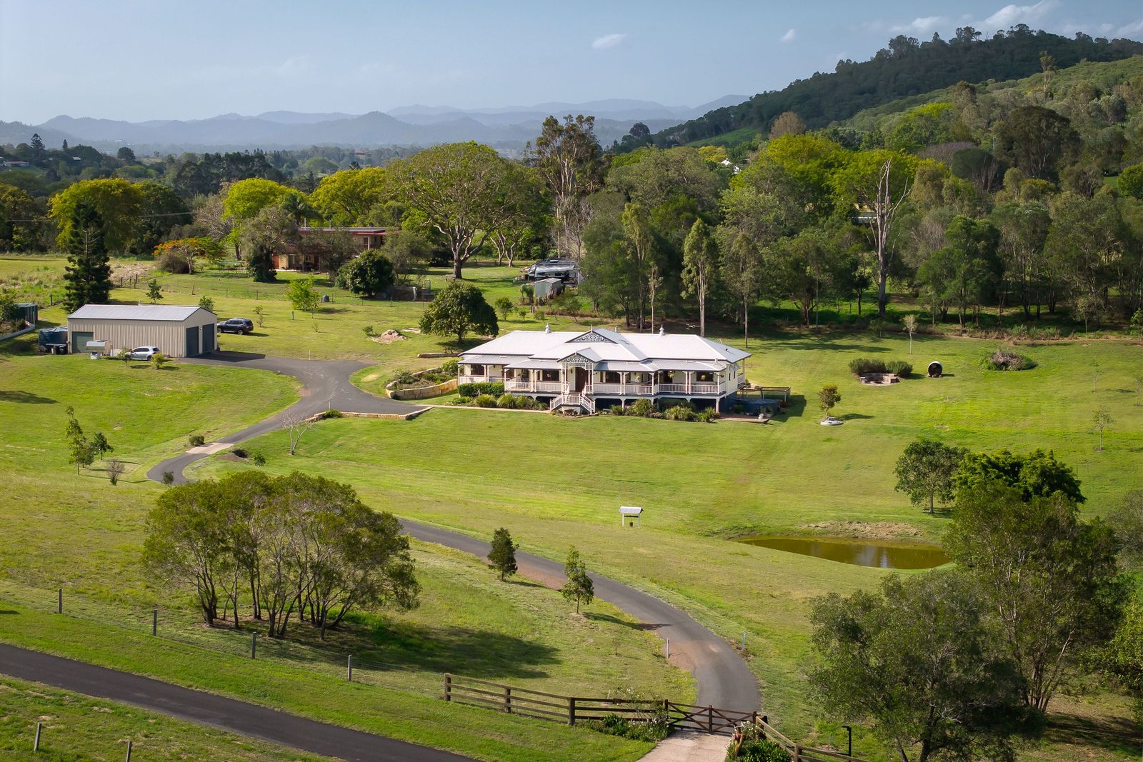 A Hand-Crafted Masterpiece on 6.42 Acres - The Pinnacle of Rural Luxury in Pine Mountain