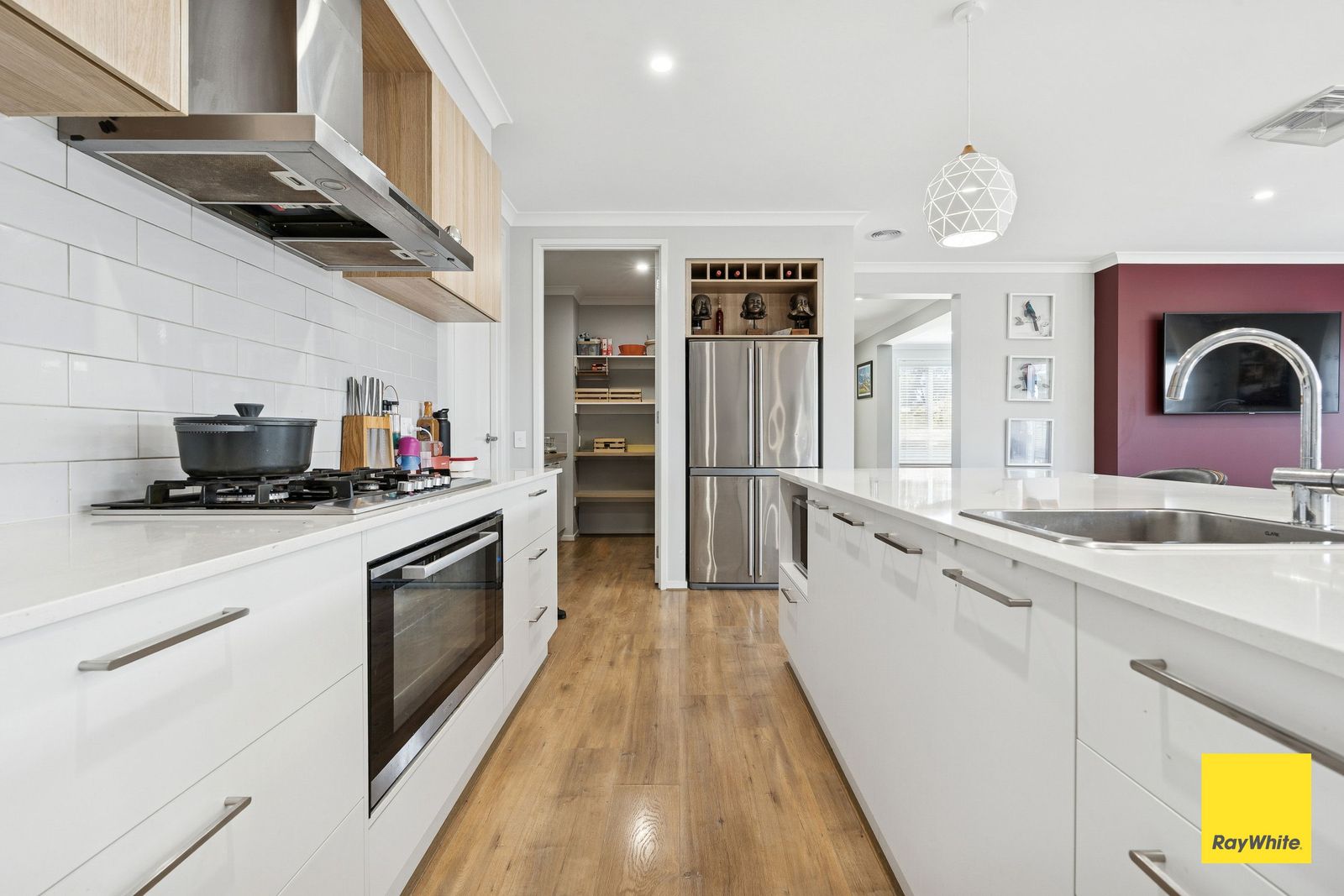 Stunning, Modern & Spacious Home for Rent - 4 Bedrooms, 2 Bathrooms