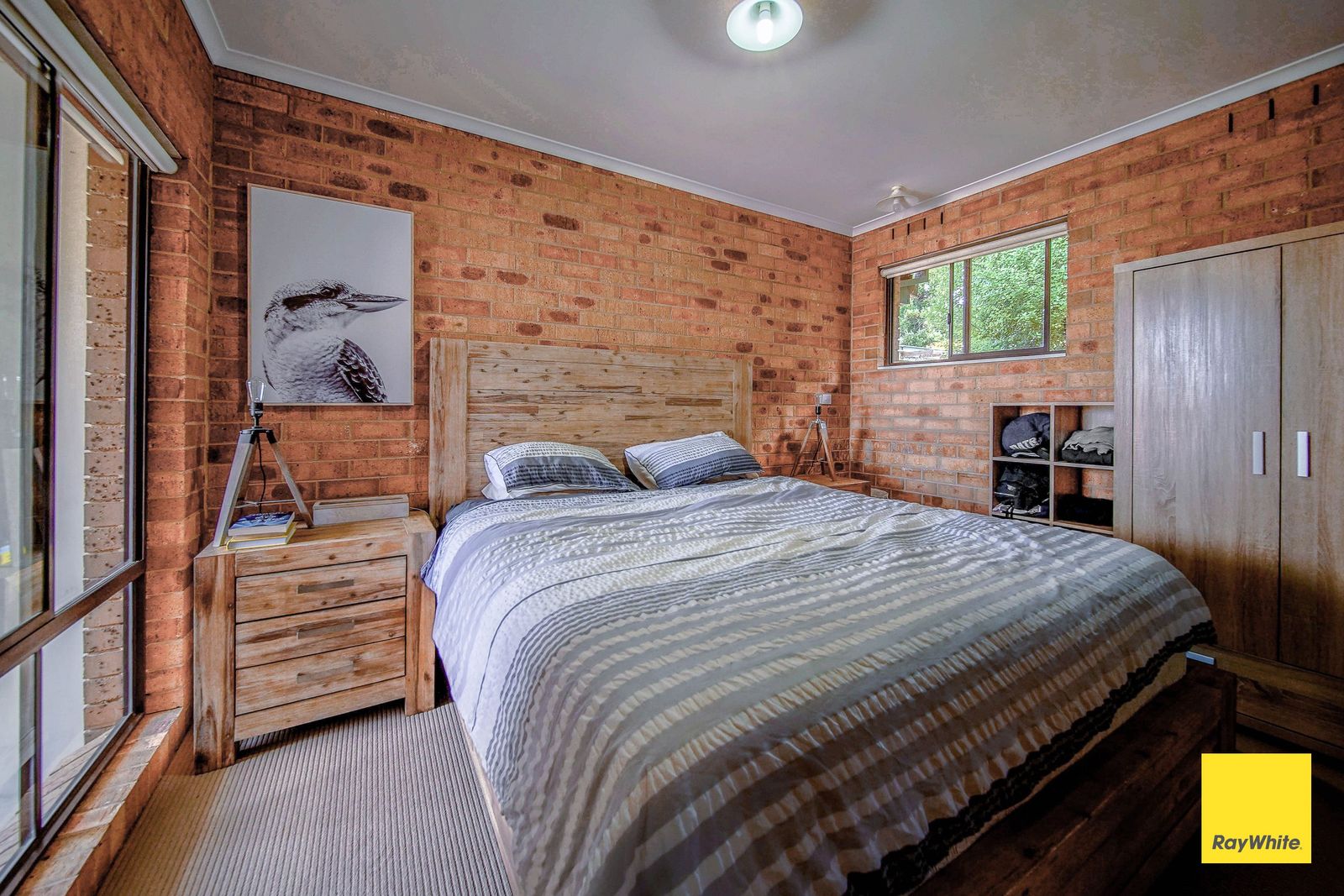 2-Bedroom Unit in the Heart of Golden Square